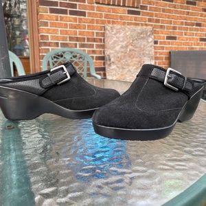 Cole Haan Nike Air Clogs